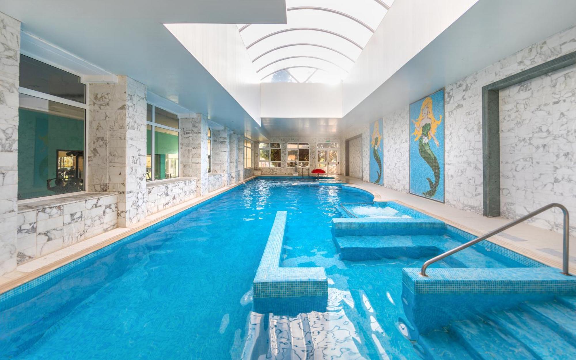 Marhaba Palace Port El Kantaoui Exterior photo The indoor pool at the hotel