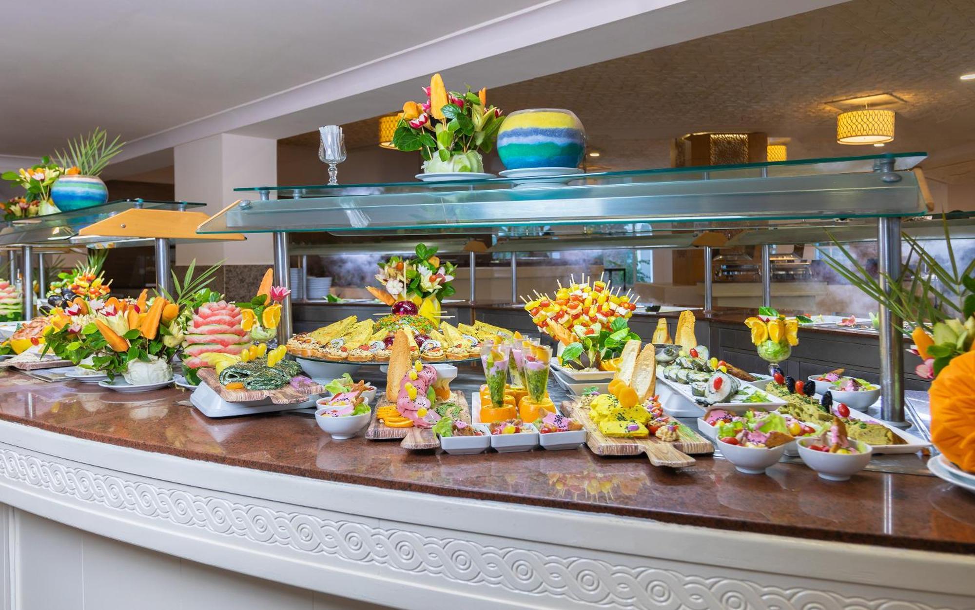 Marhaba Palace Port El Kantaoui Exterior photo A salad bar